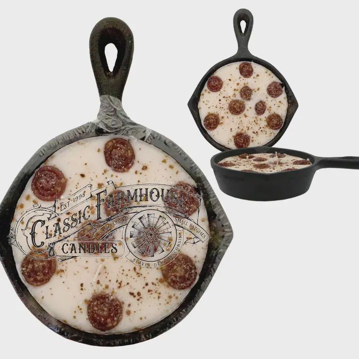 Cinnamon Buns 8 oz Cast Iron Pan Candle