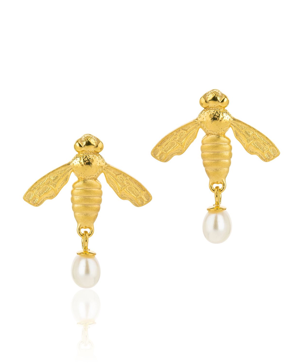 Flying Bee Stud Earring with Pearl Drop