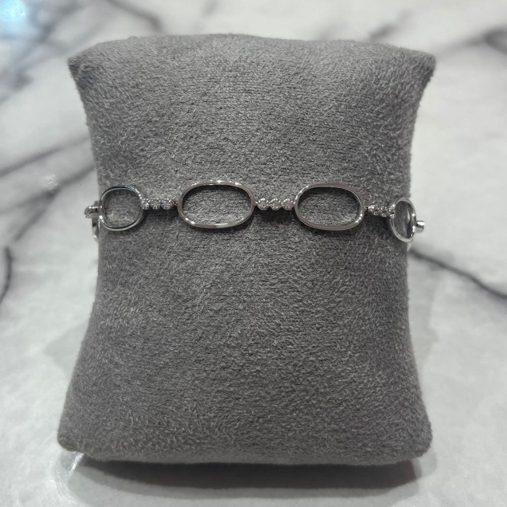 Pre-Owned 14ct White Gold 0.15ct Diamond Bracelet 8”