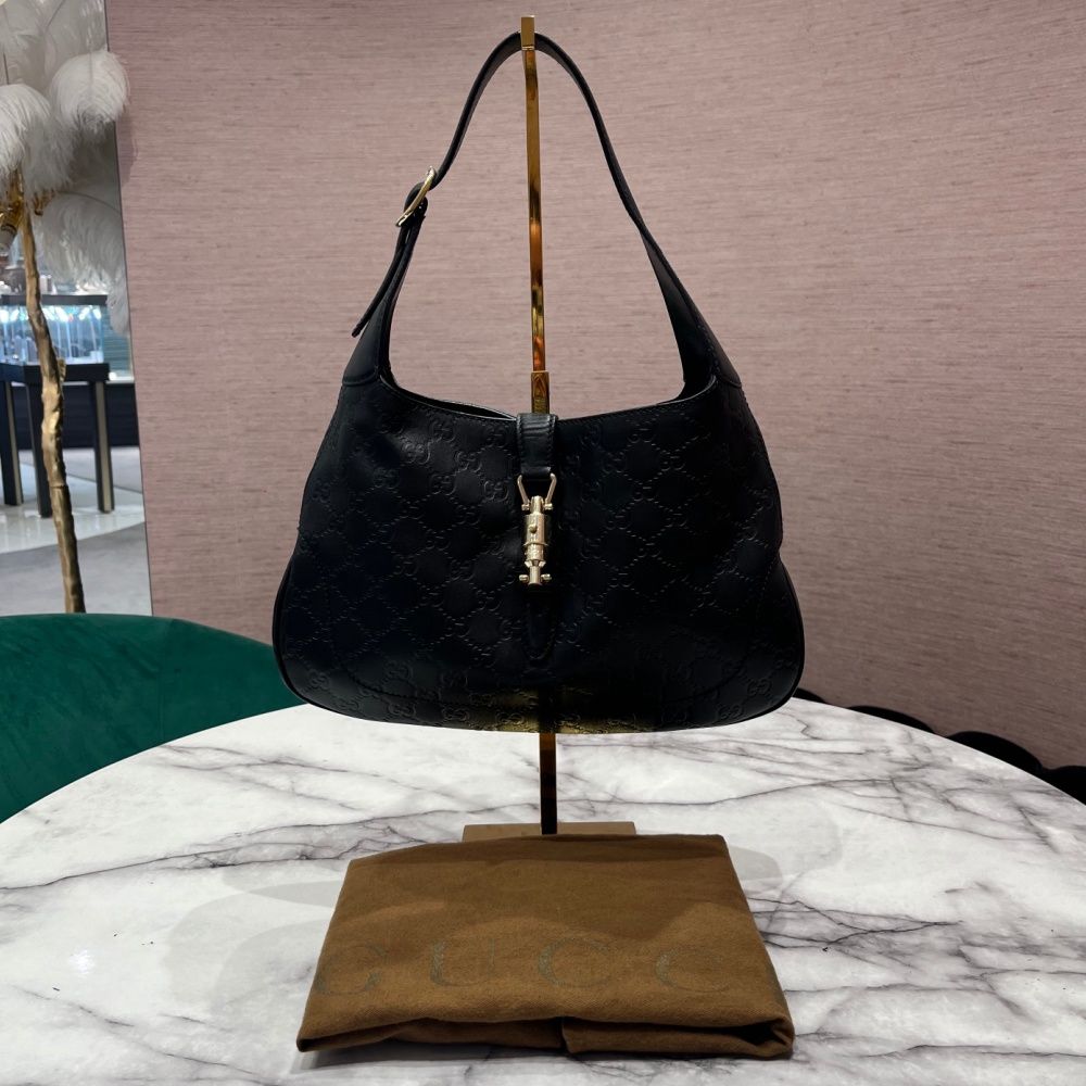 Pre-Owned Gucci Guccissima Jackie O Hobo Bag in Black GG Embossed Calfskin with Aged Gold Hardware