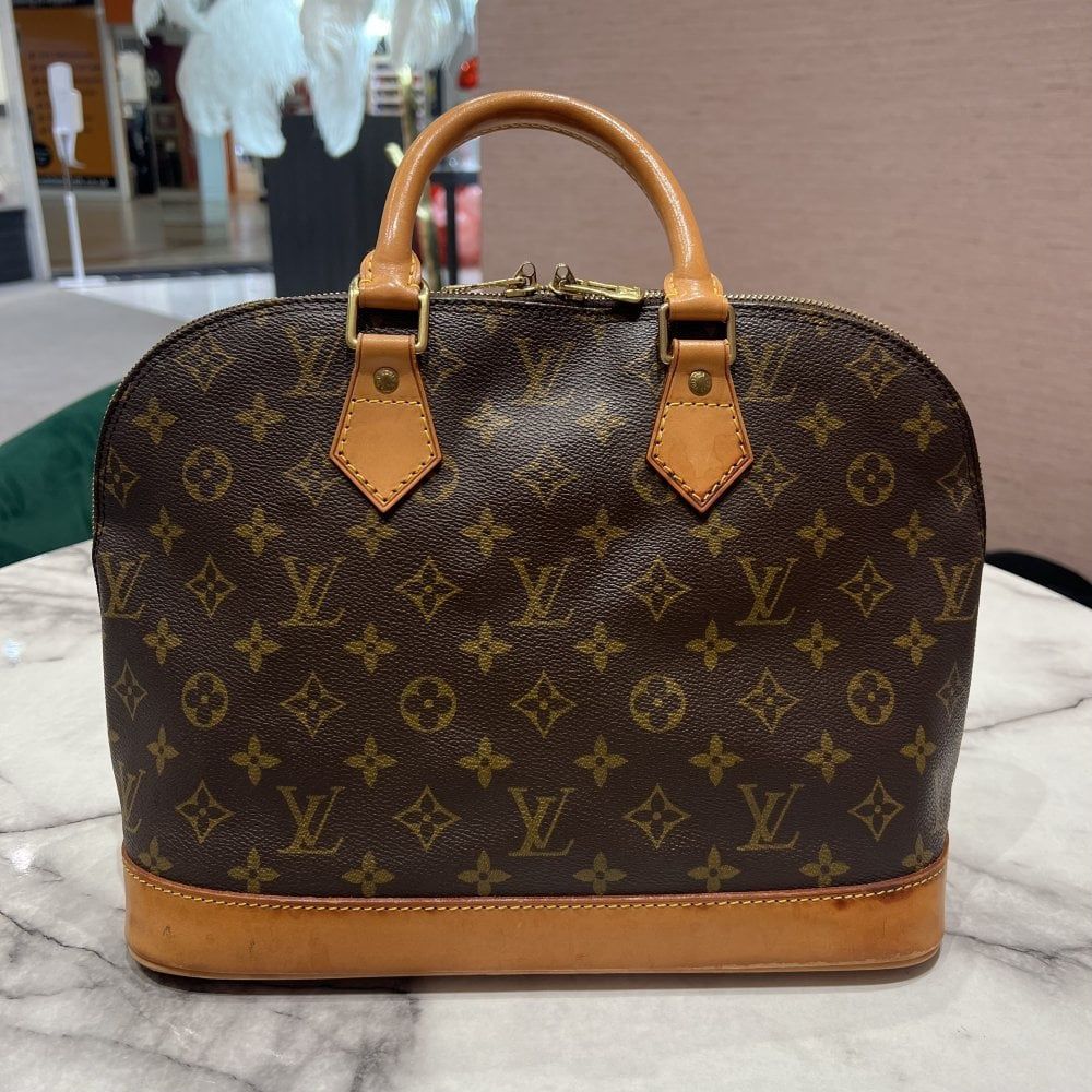 Pre-Owned Louis Vuitton Alma PM in Monogram Canvas
