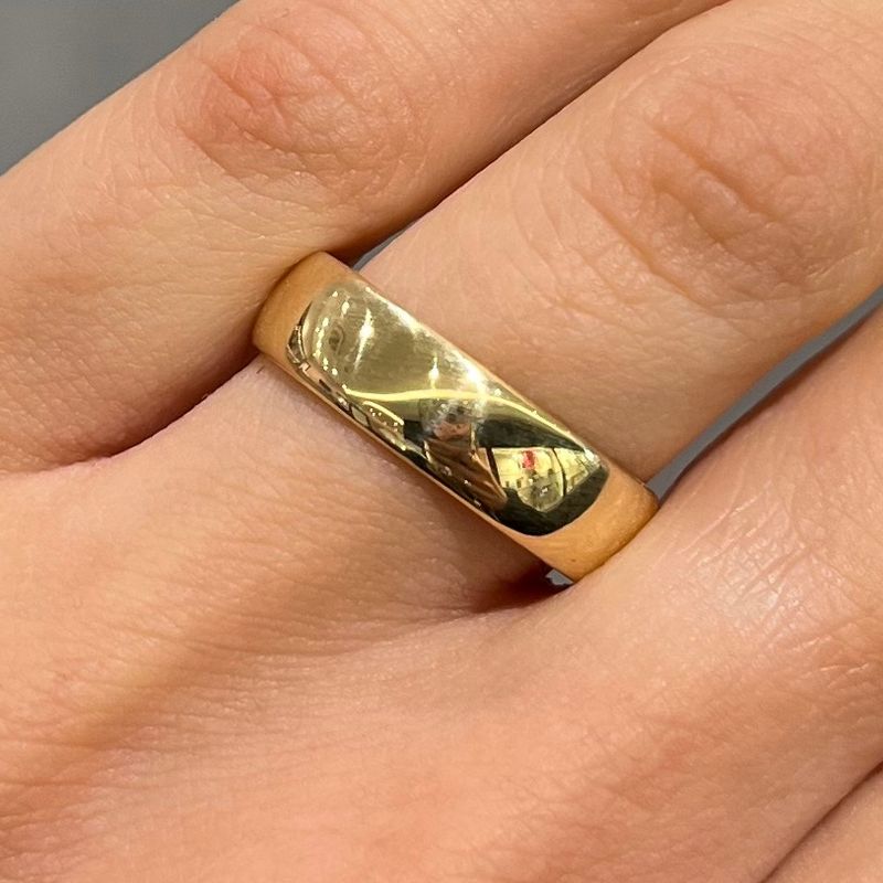 Pre-Owned 9ct Yellow Gold 5.5mm D-Shape Wedding Band