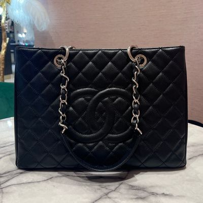 Pre-Owned Chanel Grand Shopping Tote in Black Caviar with Silver Coloured Hardware (GST)
