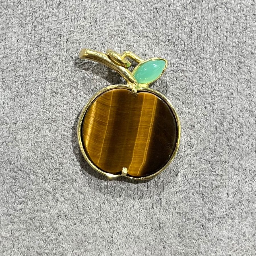 Pre-Owned 18ct Yellow Gold Tiger Eye &amp; Jade Apple Pendant