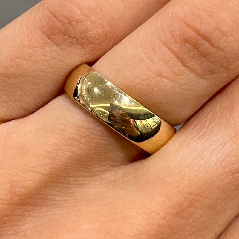 Pre-Owned 9ct Yellow Gold 5.4mm D Shape Wedding Band
