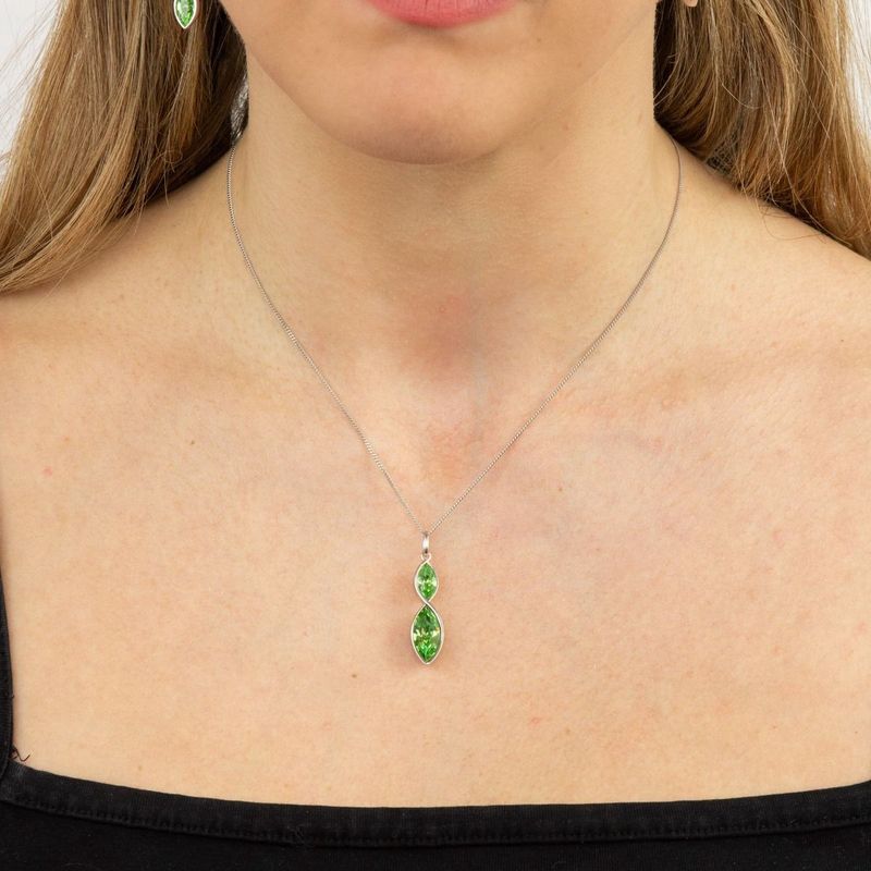 Silver Navette Peridot Crystal Twist Pendant Necklace
