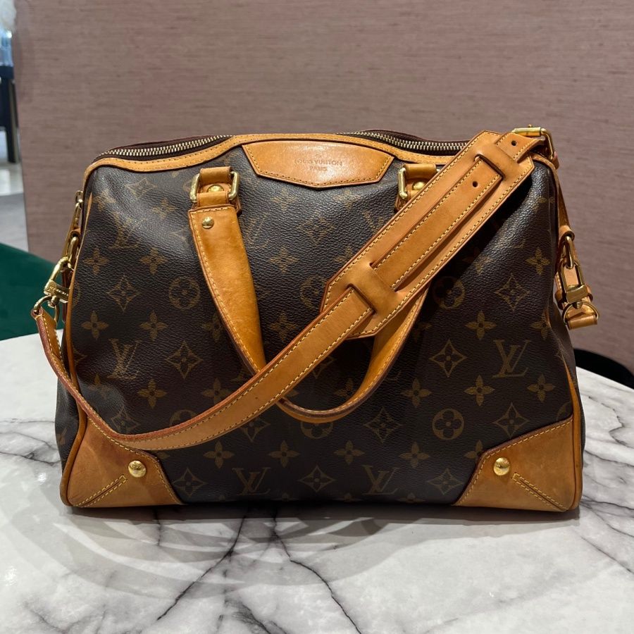 Pre-Owned Louis Vuitton Retiro in Monogram Canvas