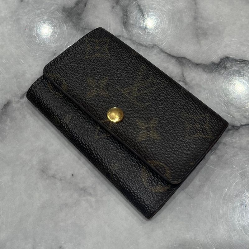 Pre-Owned Louis Vuitton 6 Key Holder in Monogram Canvas