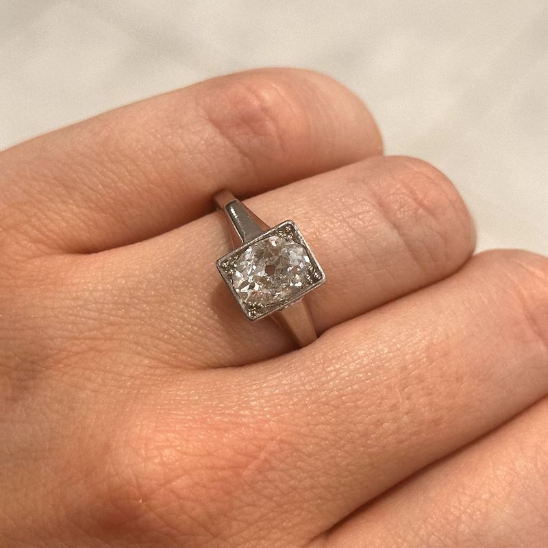 Pre-Owned Platinum Diamond Art Deco Ring 1.69ct I I2 Pre-Owned Platinum Diamond Art Deco Ring 1.69ct I I2