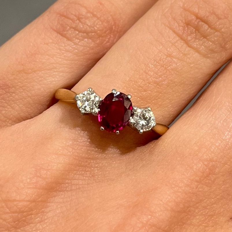 Pre-Owned 18ct Yellow Gold 0.42ct Redish Pink Spinel &amp; 0.24ct Diamond Ring