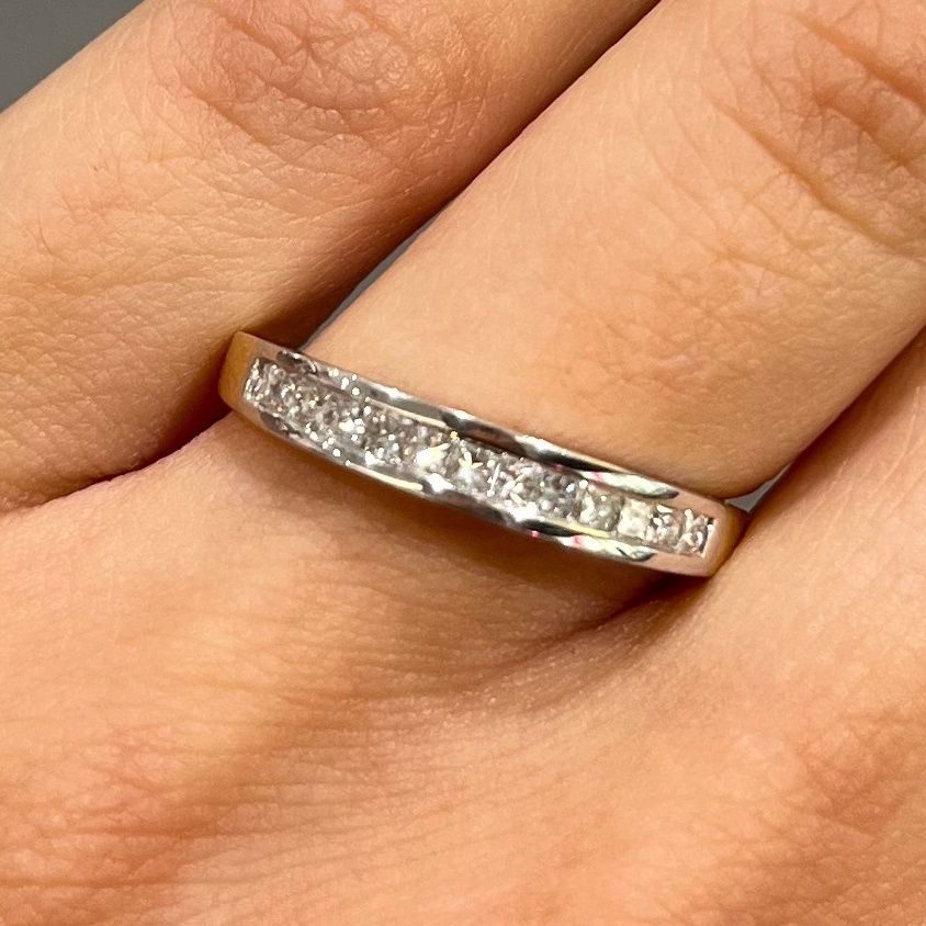 Pre-Owned 18ct Yellow Gold Princess Cut Diamond Eternity Ring