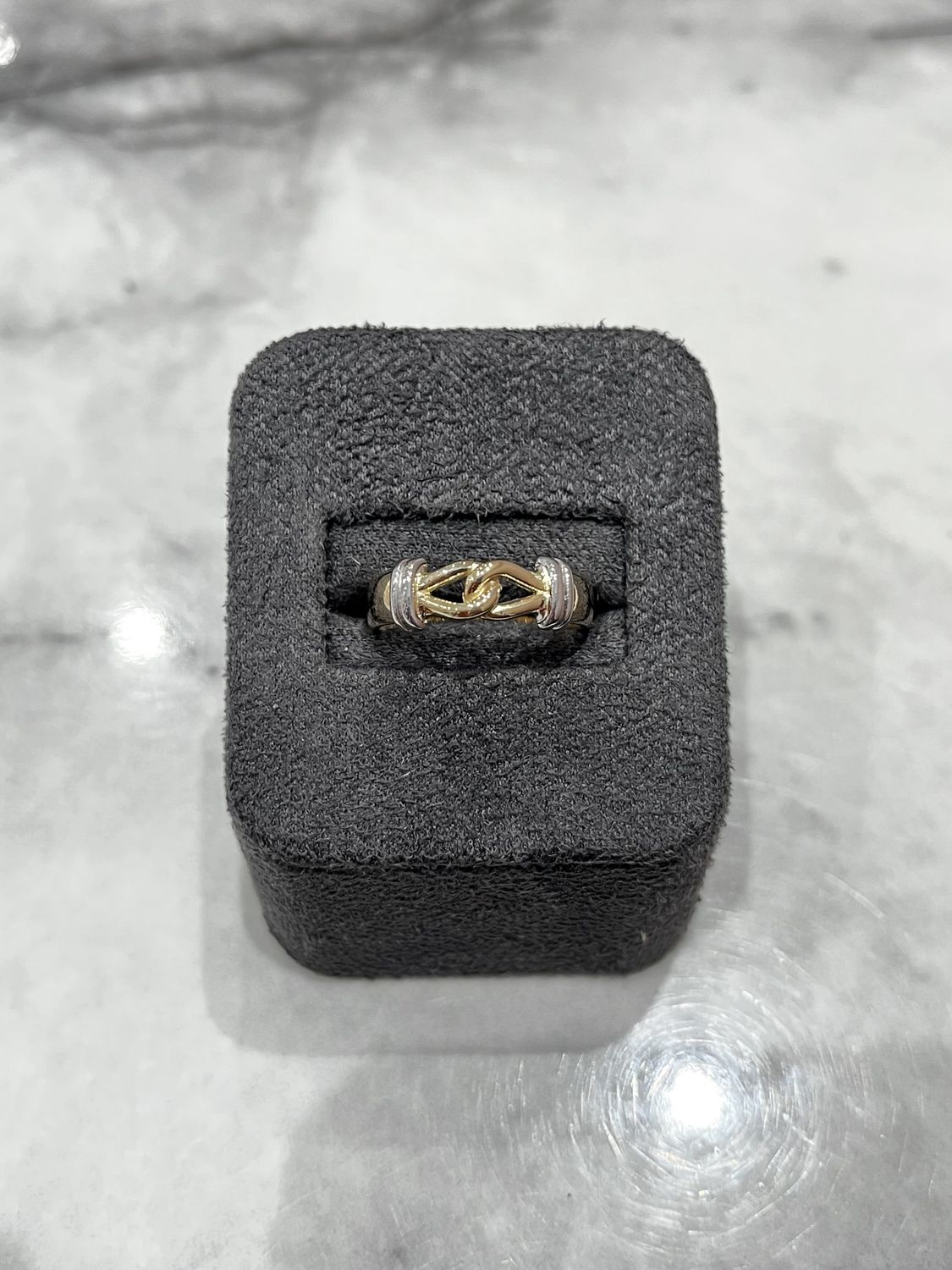 Pre-Owned 9ct Yellow Gold Double Knot Ring