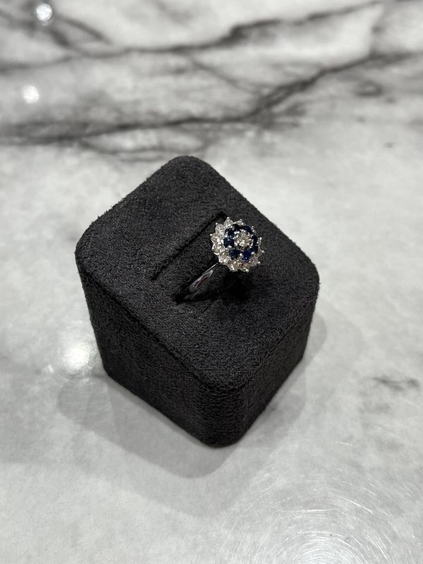 Pre-Owned 18ct White Gold 0.36ct Diamond &amp; 0.40ct Sapphire Cluster Ring