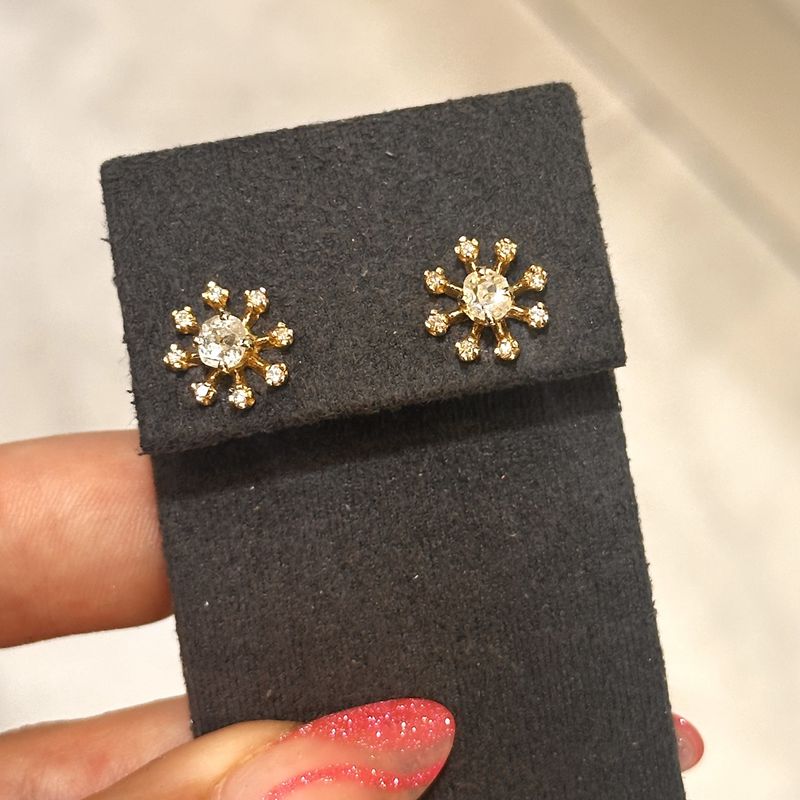 Pre-Owned 14ct Yellow Gold Diamond Cluster Earrings 0.70ct