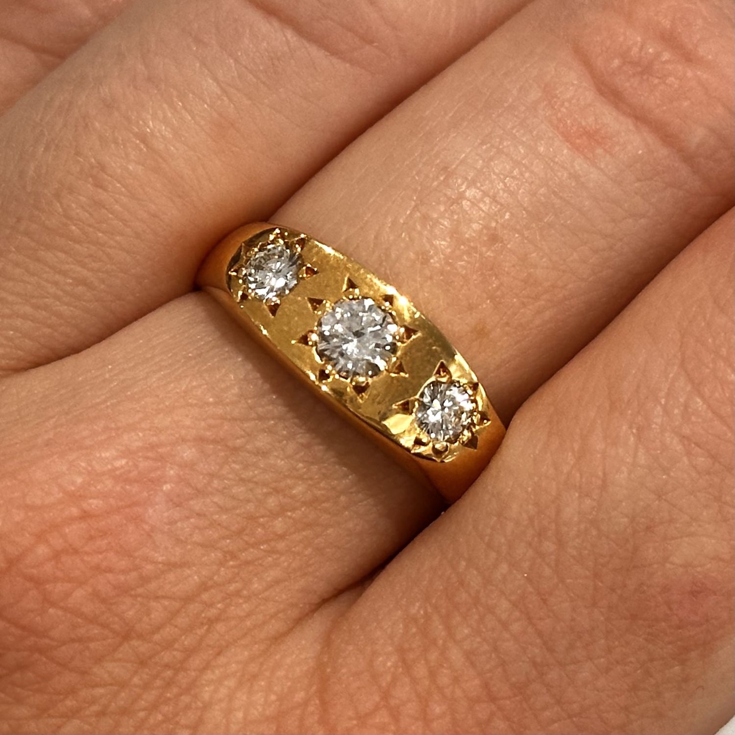 Pre-Owned 18ct Yellow Gold Diamond Ring 0.65pt H Si1