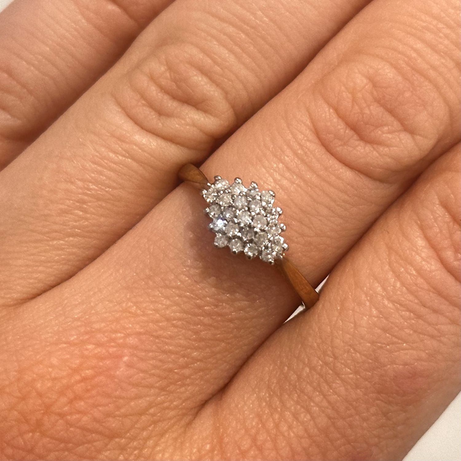 Pre-Owned 9ct Yellow Gold Multi Diamond Cluster