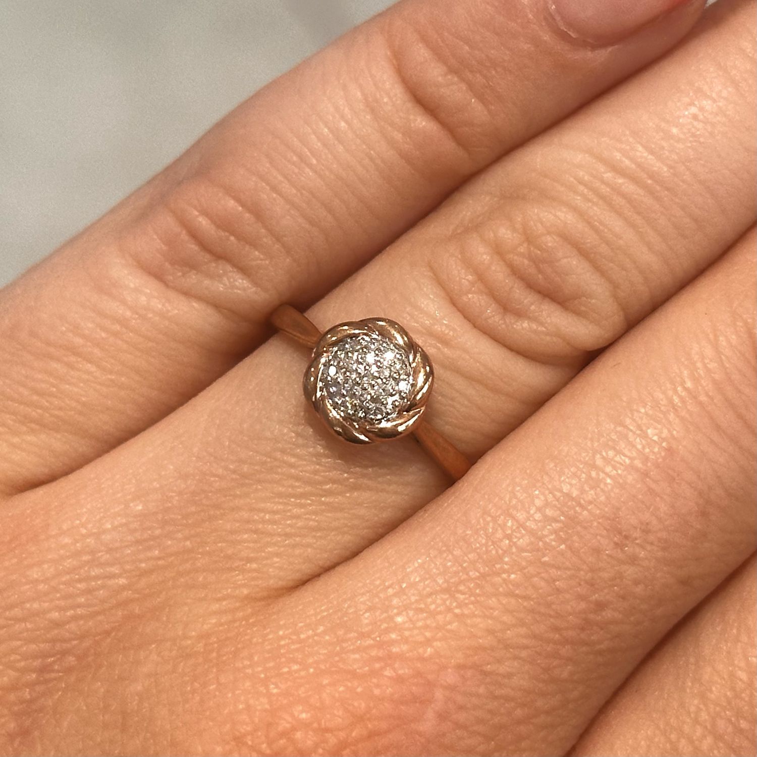 Pre-Owned 9ct Rose Gold Diamond Cluster Ring