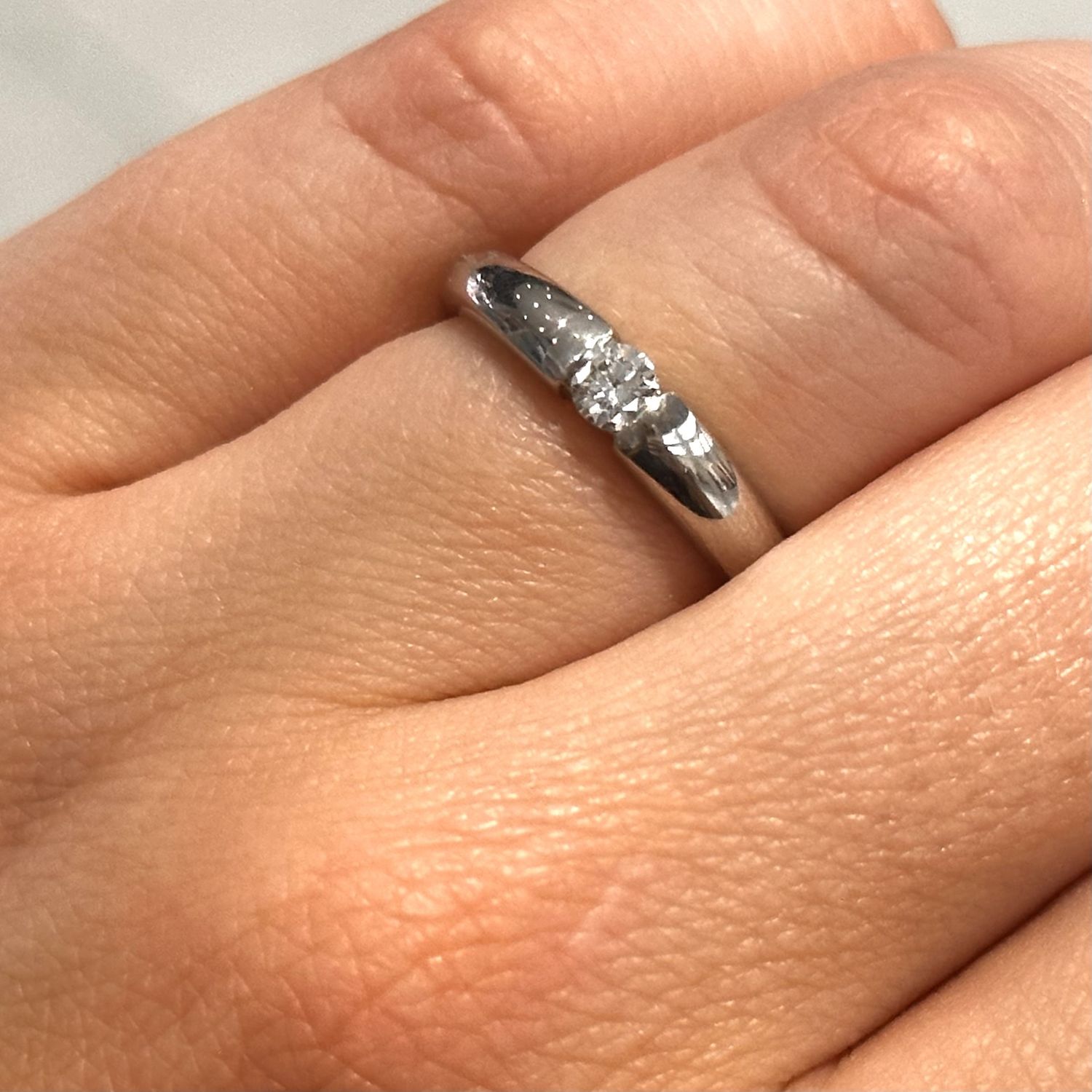 Pre-Owned Platinum Tension Set Diamond Solitaire Ring 0.14ct