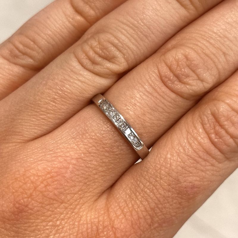 Pre-Owned 9ct White Gold Princess Cut Half Eternity Diamond Ring 0.15ct