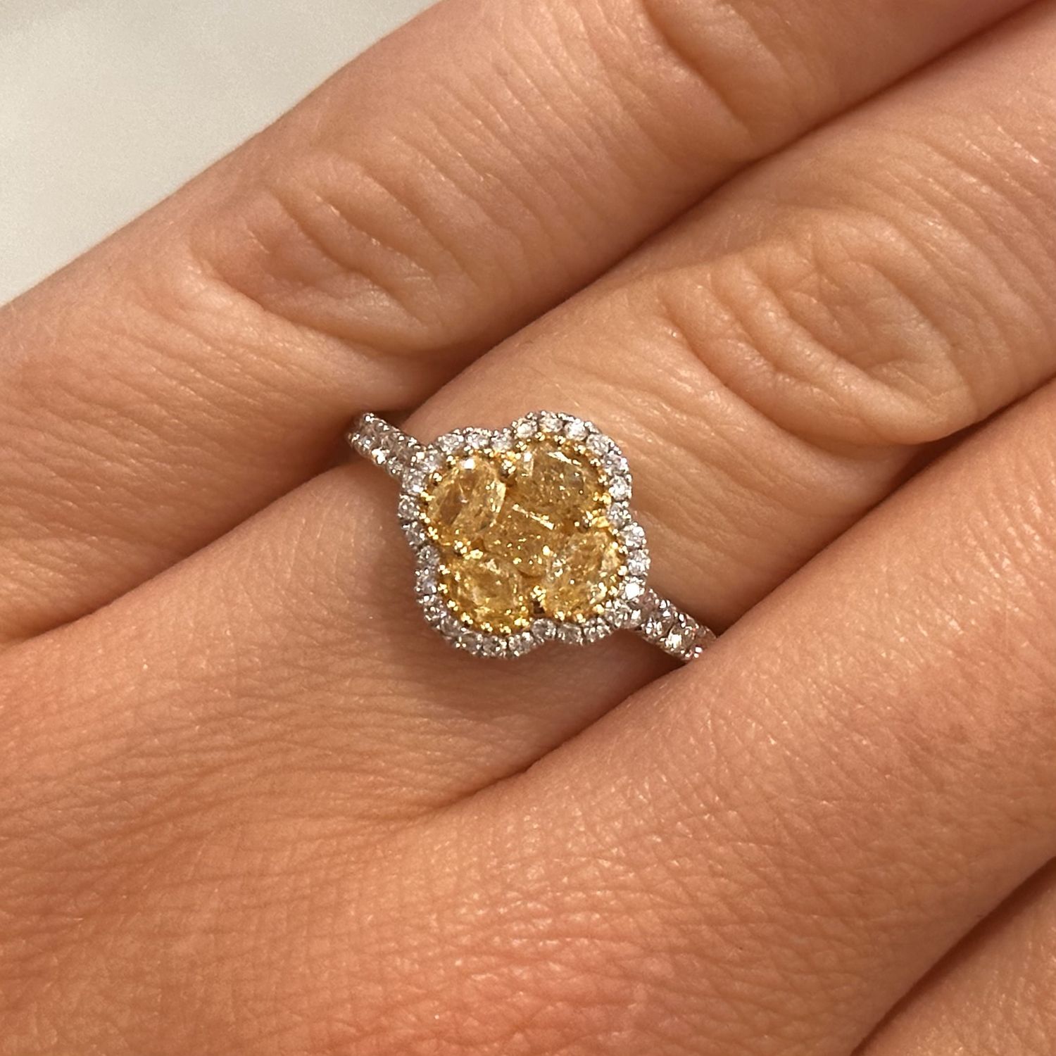18ct White Gold Yellow Diamond Cluster Ring