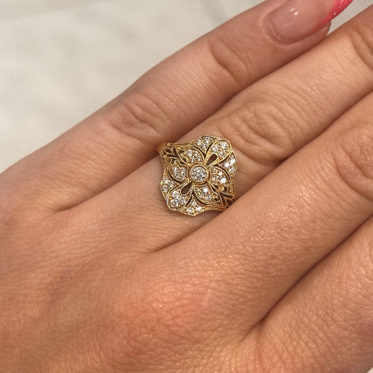 18ct Yellow Gold Diamond Milgrain Vintage Style Ring 0.29pt