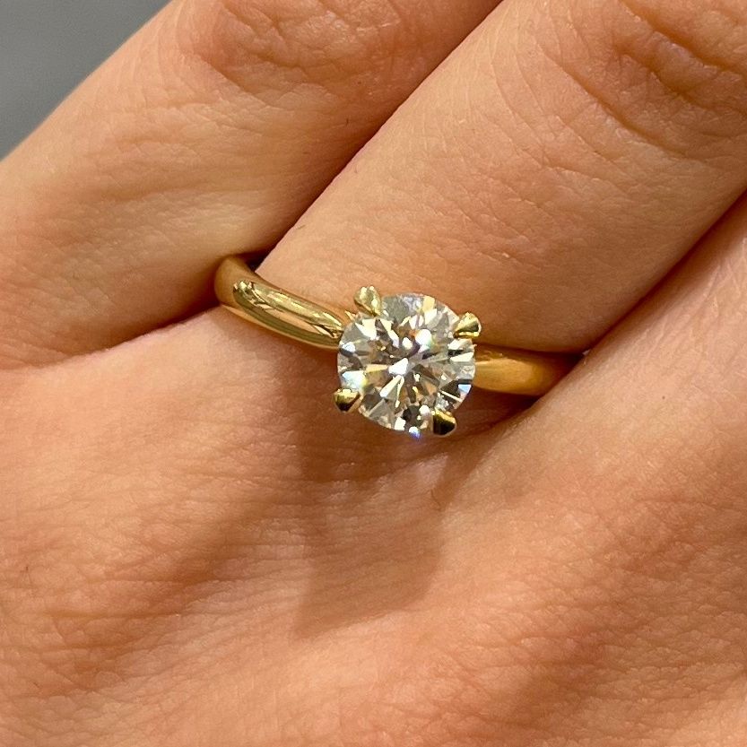 18CT Yellow Gold 1.01ct Diamond Ring