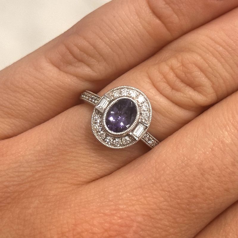 Platinum Tanzanite Diamond Vintage Style Ring Platinum Tanzanite Diamond Vintage Style Ring