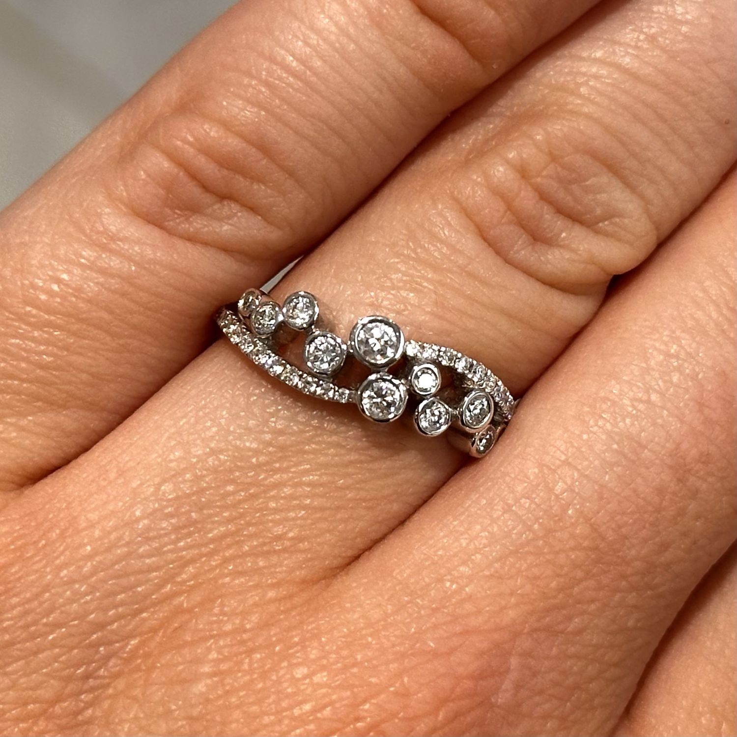 18ct White Gold Diamond Bubble Ring 0.45ct