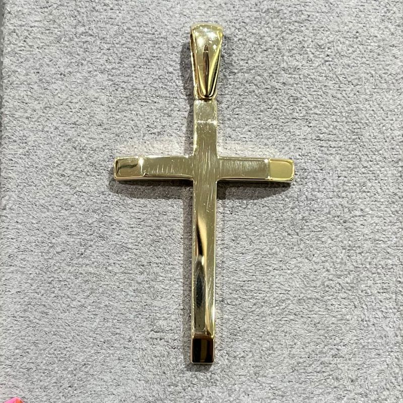 Pre-Owned 9ct Yellow Gold Heavy Cross