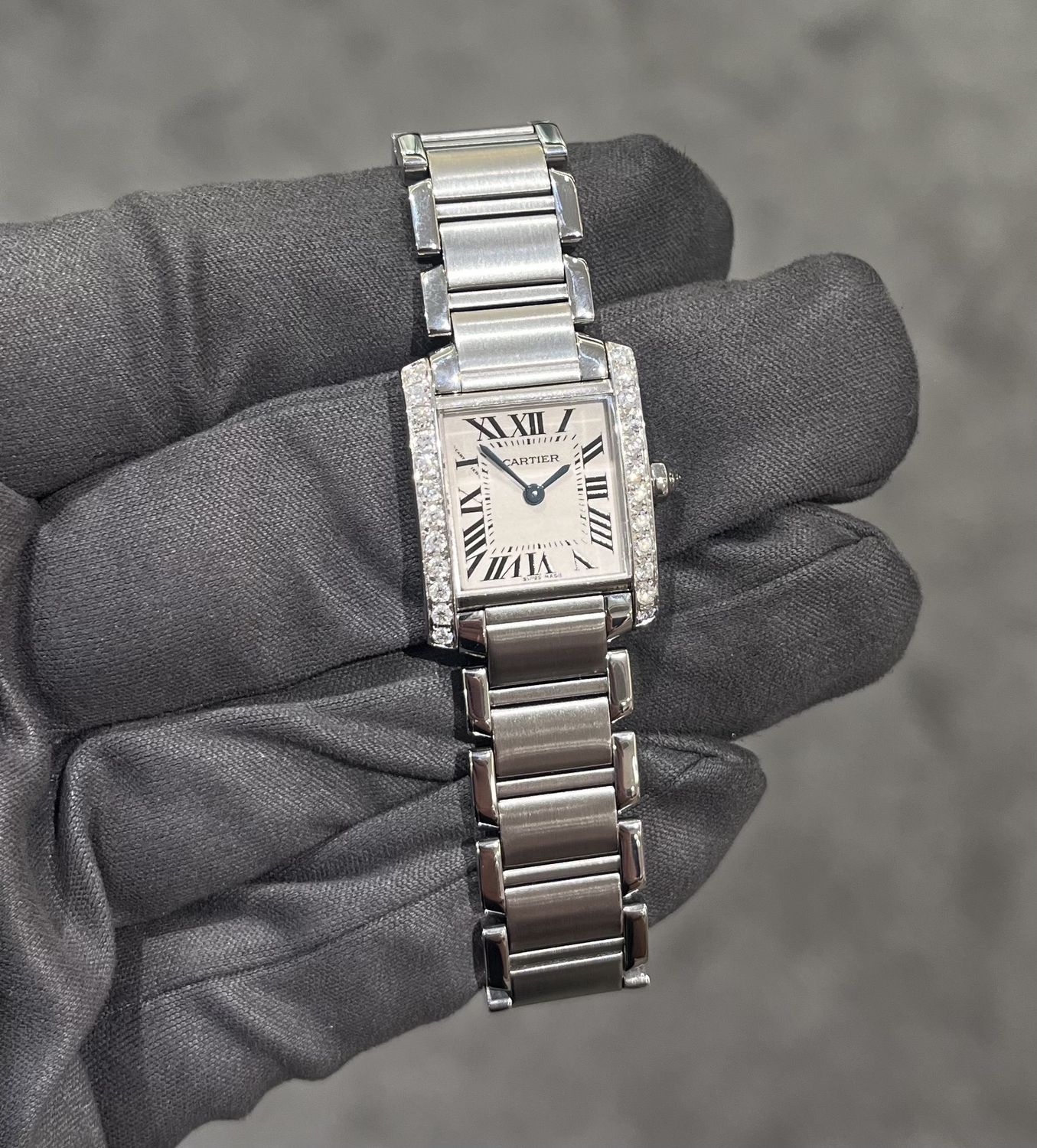 Pre-Owned Cartier Tank Custom Set Diamond Case 2384