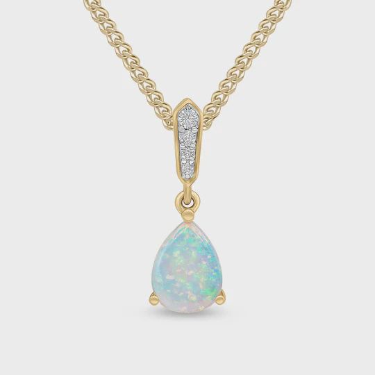 18ct Yellow Gold Pear Shape Opal 0.57ct &amp; Diamond 0.03ct Pendant