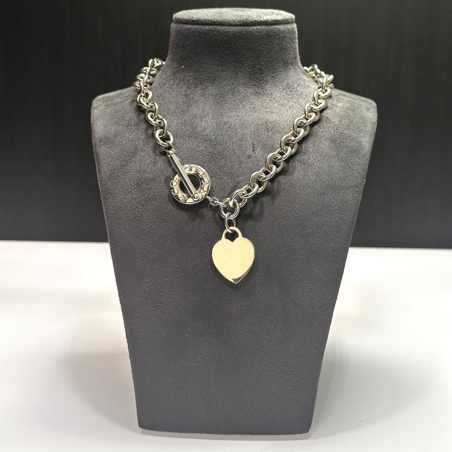 Pre-Owned Tiffany&amp;Co Silver Heart Tag Toggle Choker