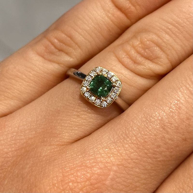 18ct White Gold Cushion Emerald &amp; Diamond Halo Ring