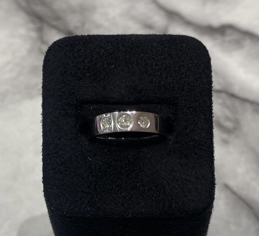 Pre-Owned 9ct White Gold 0.36ct Diamond Set Band