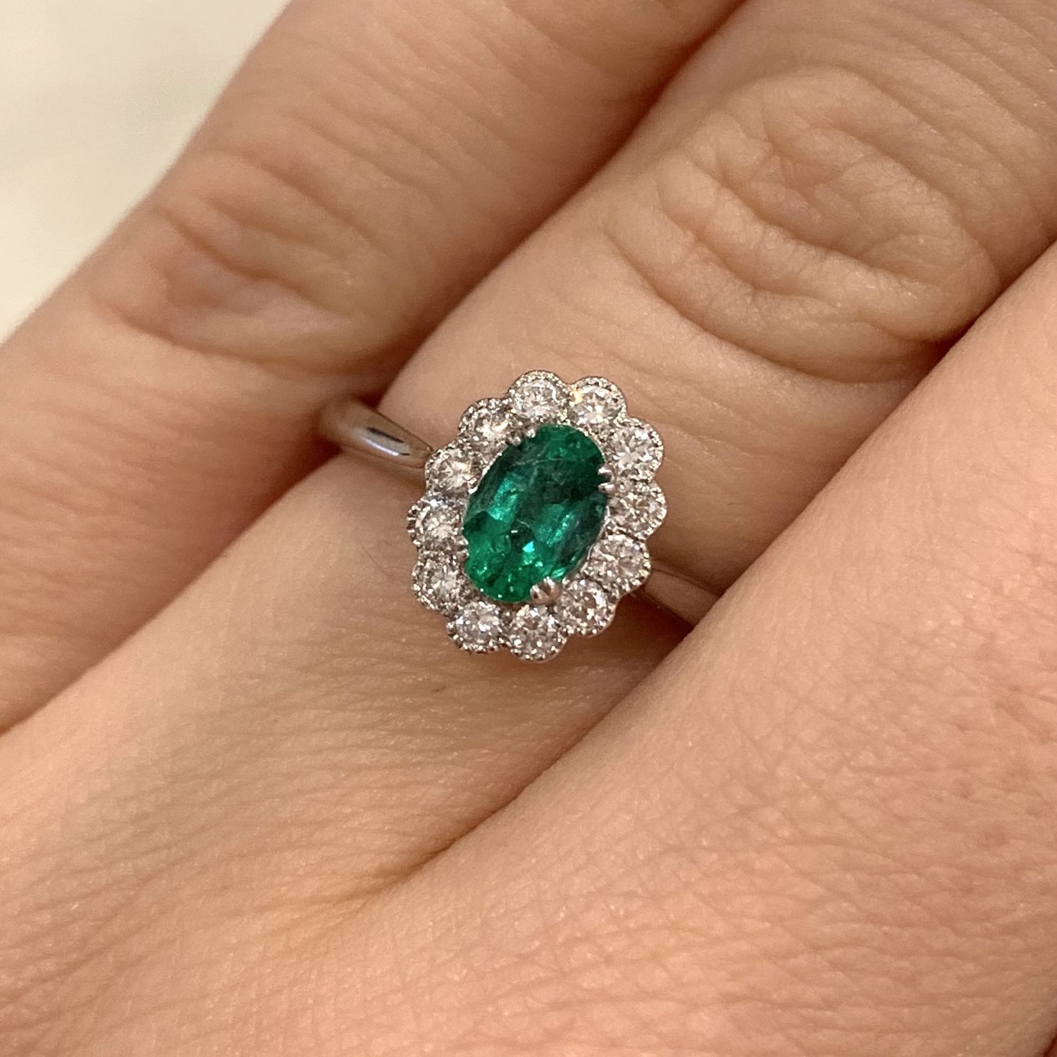 18ct White Gold Emerald &amp; Diamond Cluster Ring