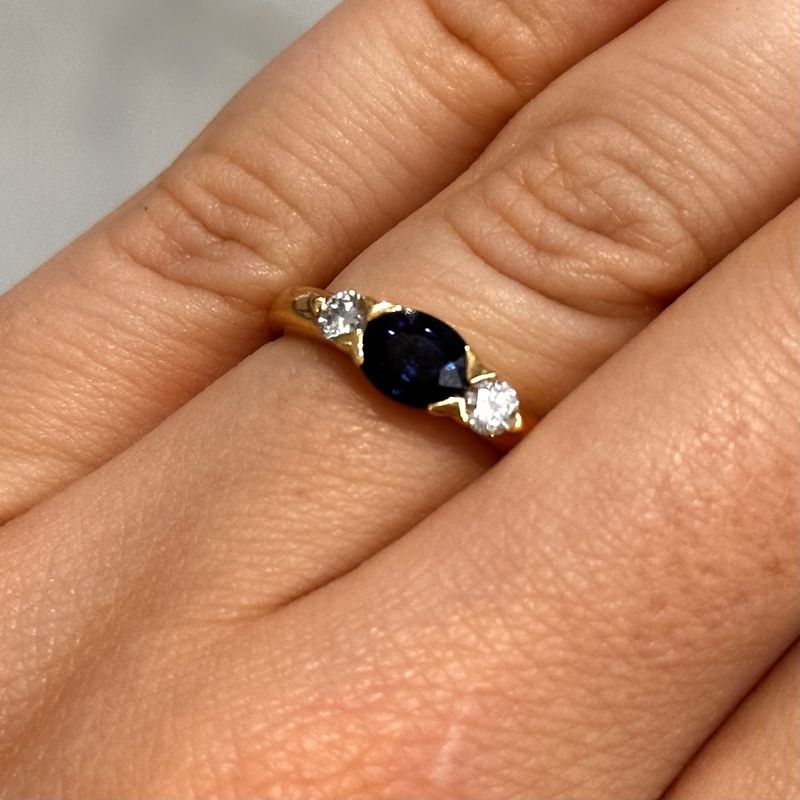 18ct Yellow Gold Sapphire &amp; Diamond Trilogy Ring