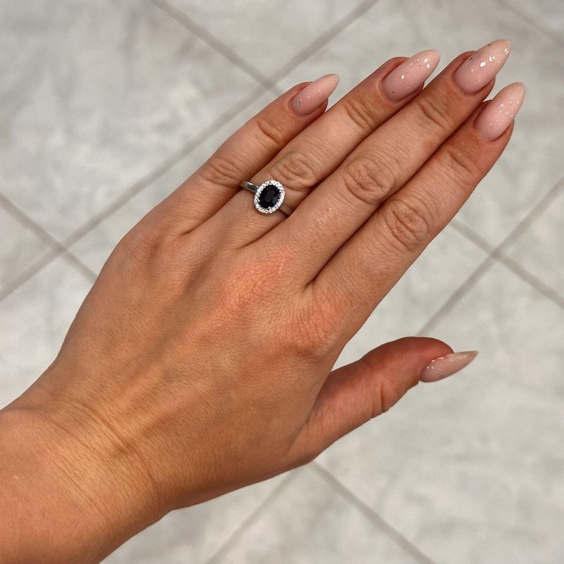 18ct White Gold Sapphire 0.92ct &amp; Diamond 0.11ct Halo Ring