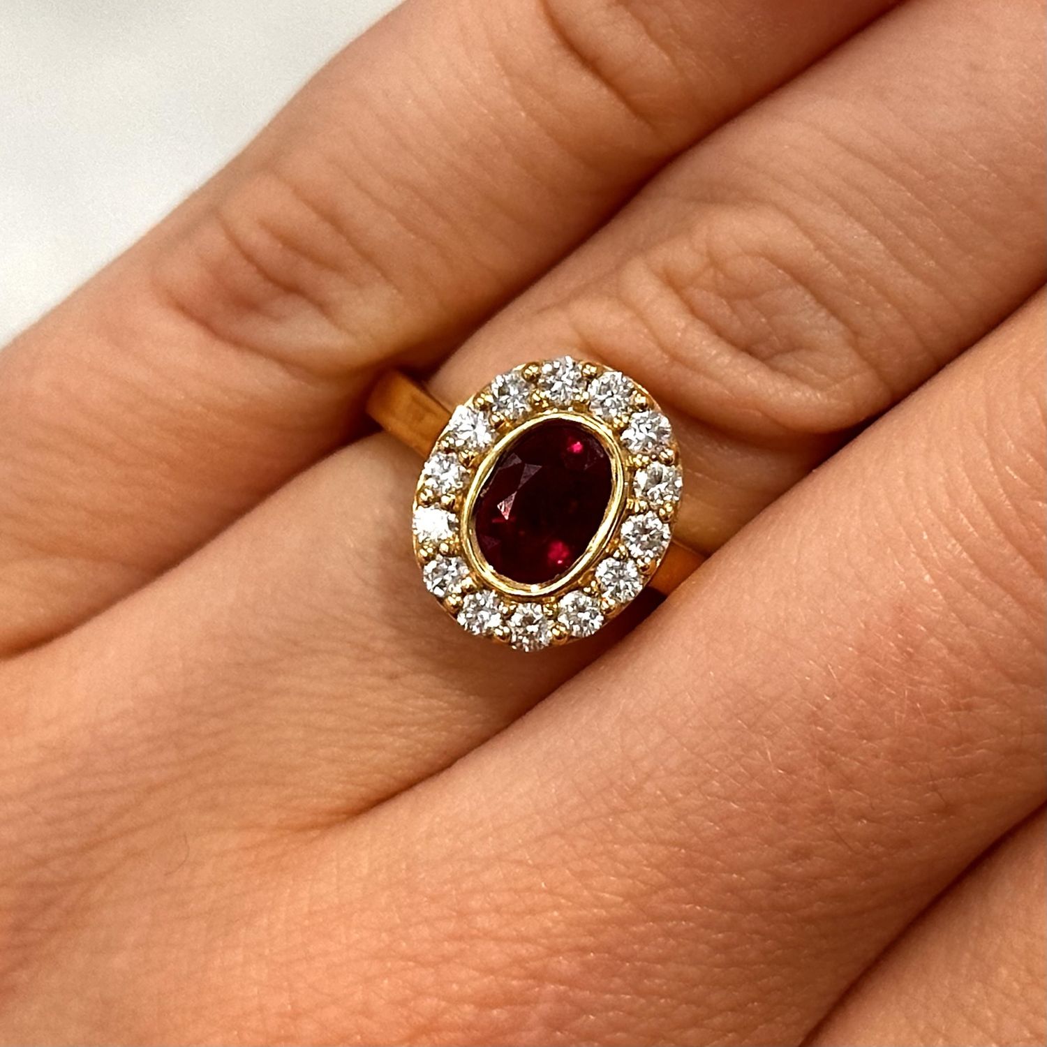 18ct Yellow Gold Ruby &amp; Diamond Cluster Ring