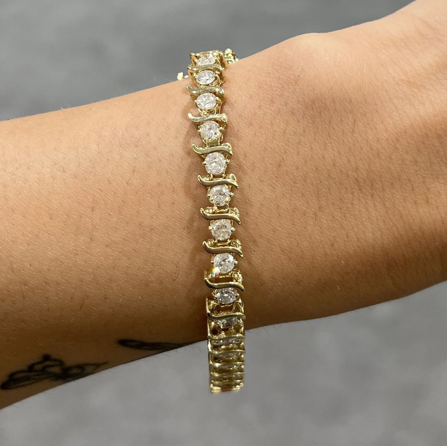 Pre-Owned 14ct Yellow Gold 4.20ct Diamond Tennis Bracelet