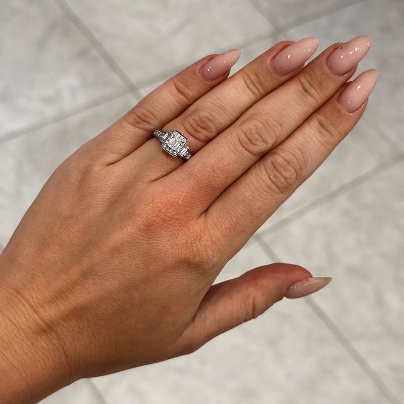 Pre-Owned 18ct White Gold Vera Wang Ring 0.95ct