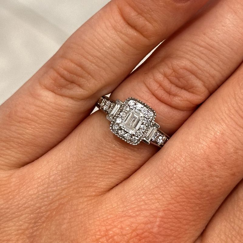 Pre-Owned 18ct White Gold Vera Wang Ring 0.95ct