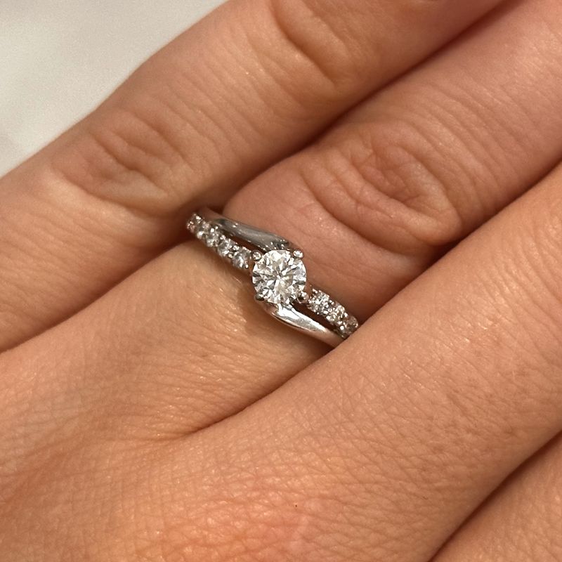 Pre-Owned 18ct White Gold Twisted Diamond Ring 0.50ct H I1