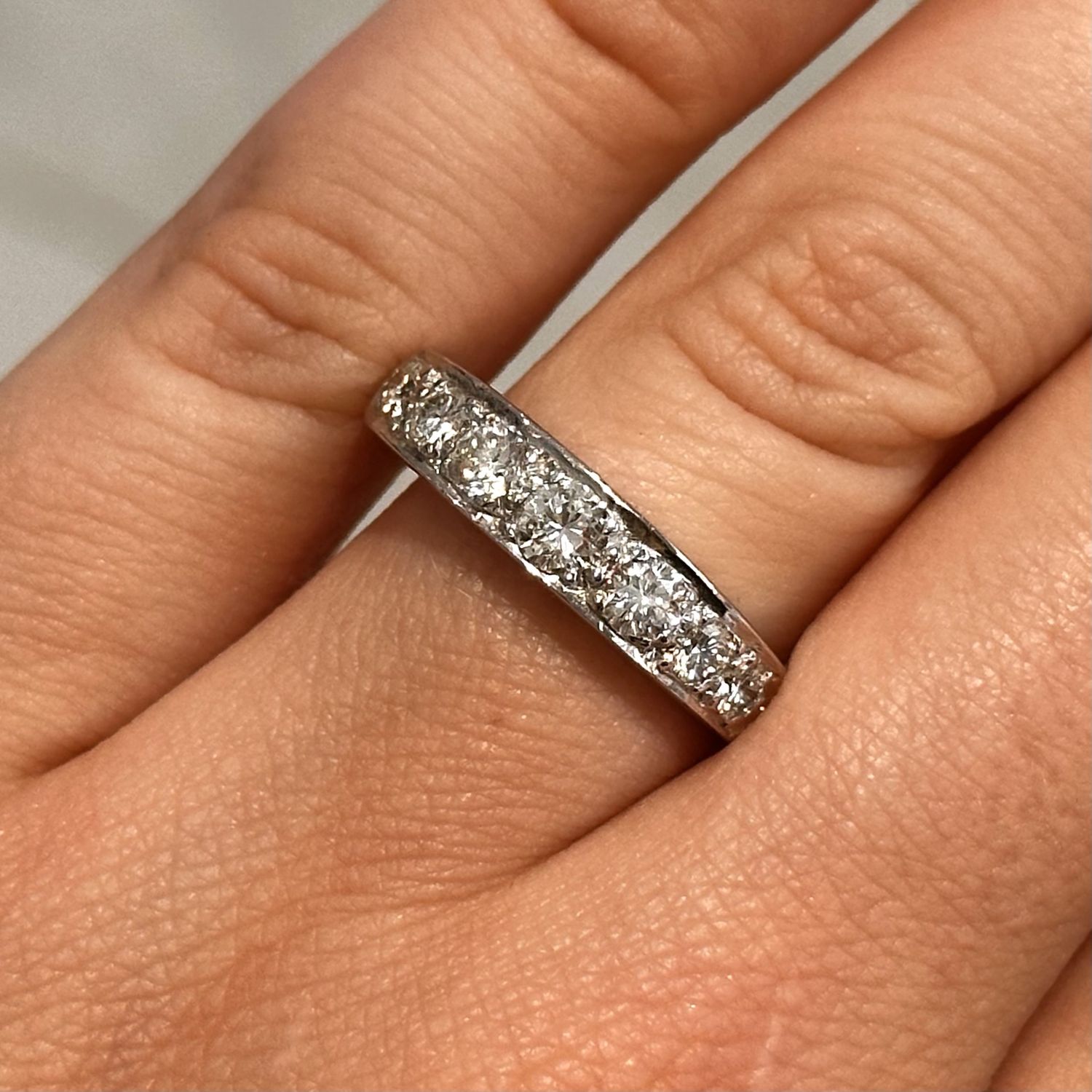 Pre-Owned 18ct White Gold Diamond Half Eternity Ring  0.80ct K Si1