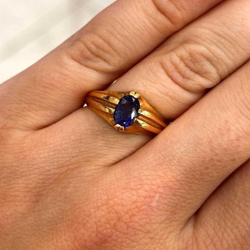 Pre-Owned 18ct Yellow Gold Sapphire Gypsy Ring
