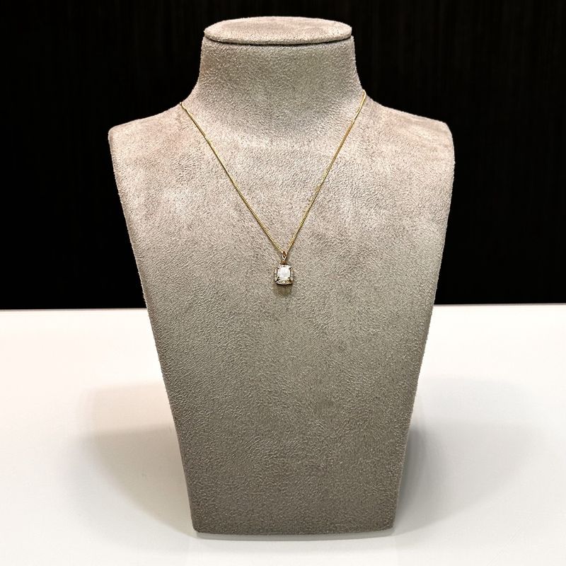9ct Yellow Gold Opal Diamond Pendant