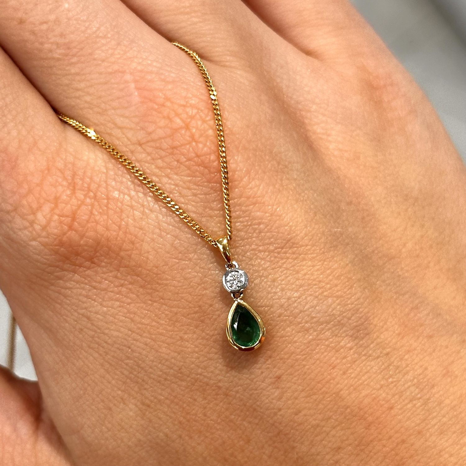 18ct Yellow &amp; White Gold Emerald &amp; Diamond Pendant