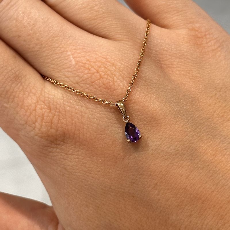 9ct Yellow Gold Pear Shape Amethyst Pendant