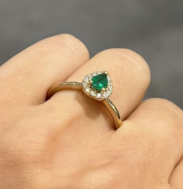 9ct Yellow Gold 0.25ct Pear Cut Emerald & 0.12ct Diamond Halo Ring