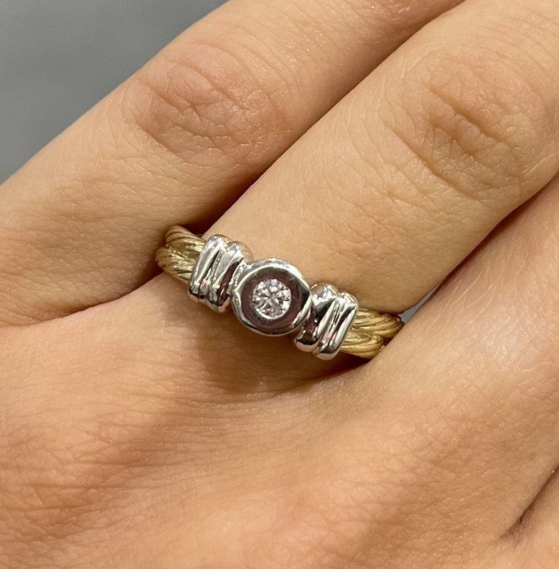 Pre-Owned 9ct Yellow Gold 0.10ct Diamond Ring with Rope Style Twisted Band
