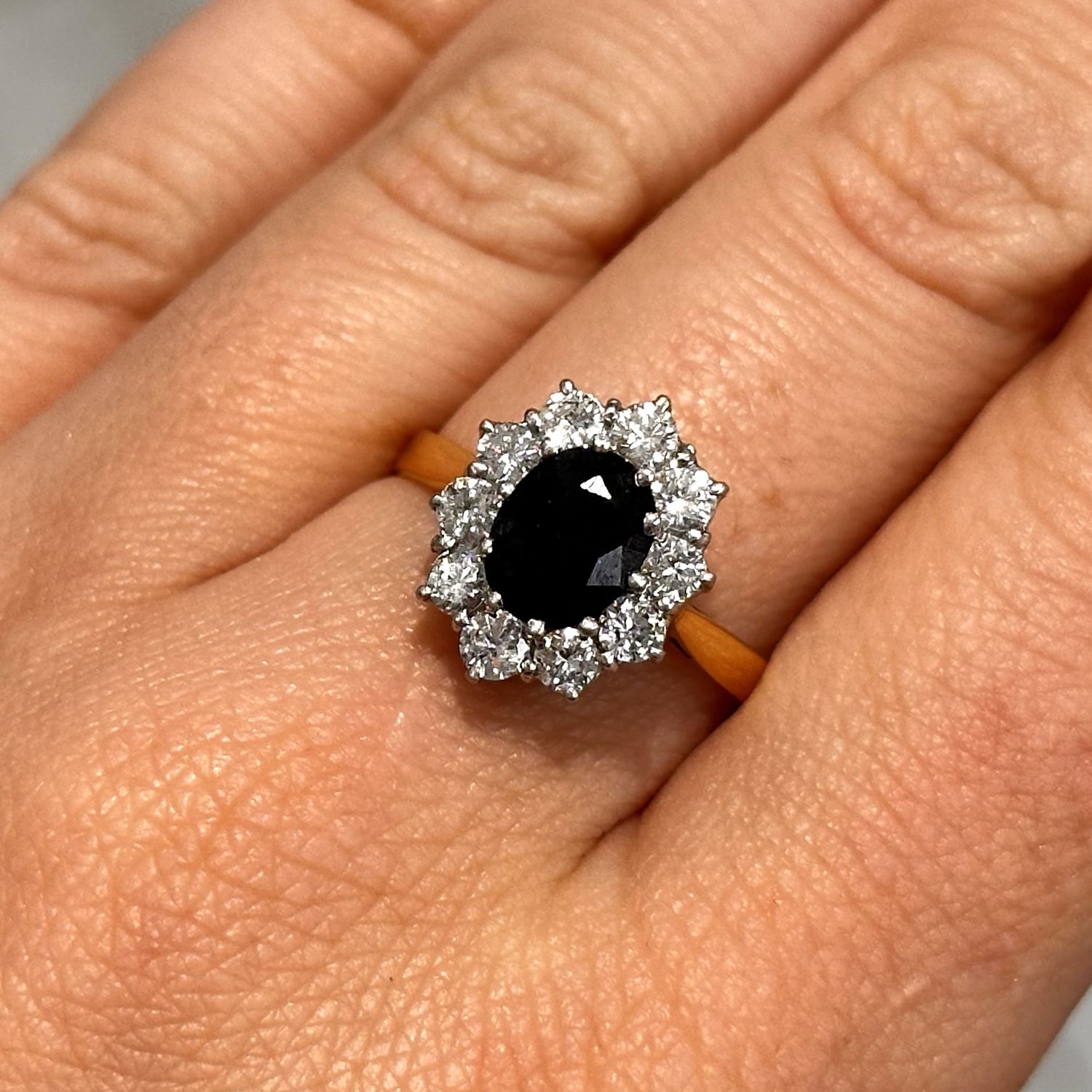 Pre-Owned 18ct Yellow Gold Sapphire and Diamonds Cluster Ring